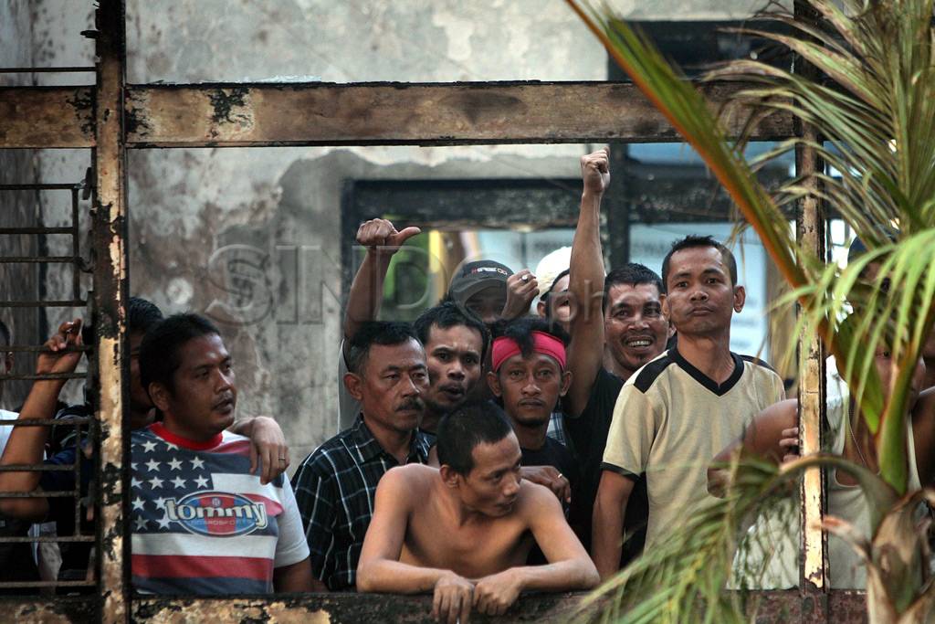 Sejumlah napi masih...