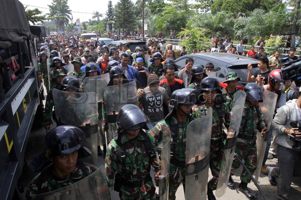 Porak poranda, TNI -...