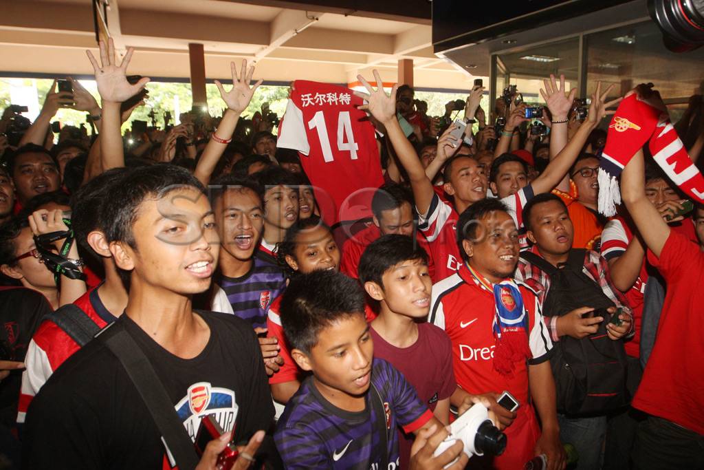 Arsenal hadapi Indonesia...