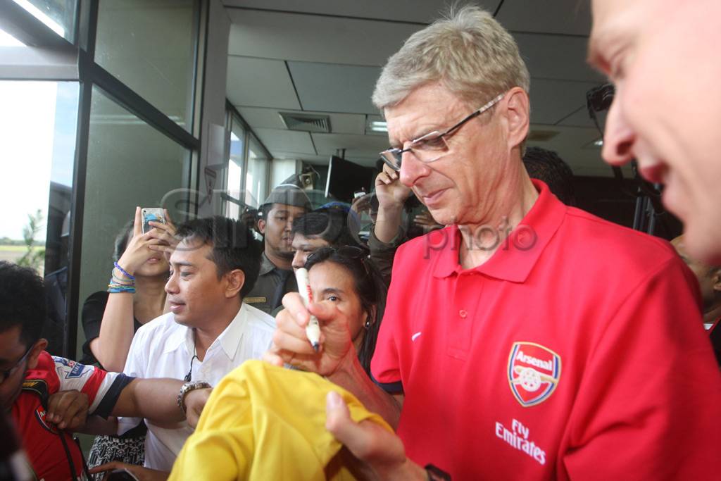 Arsenal hadapi Indonesia...