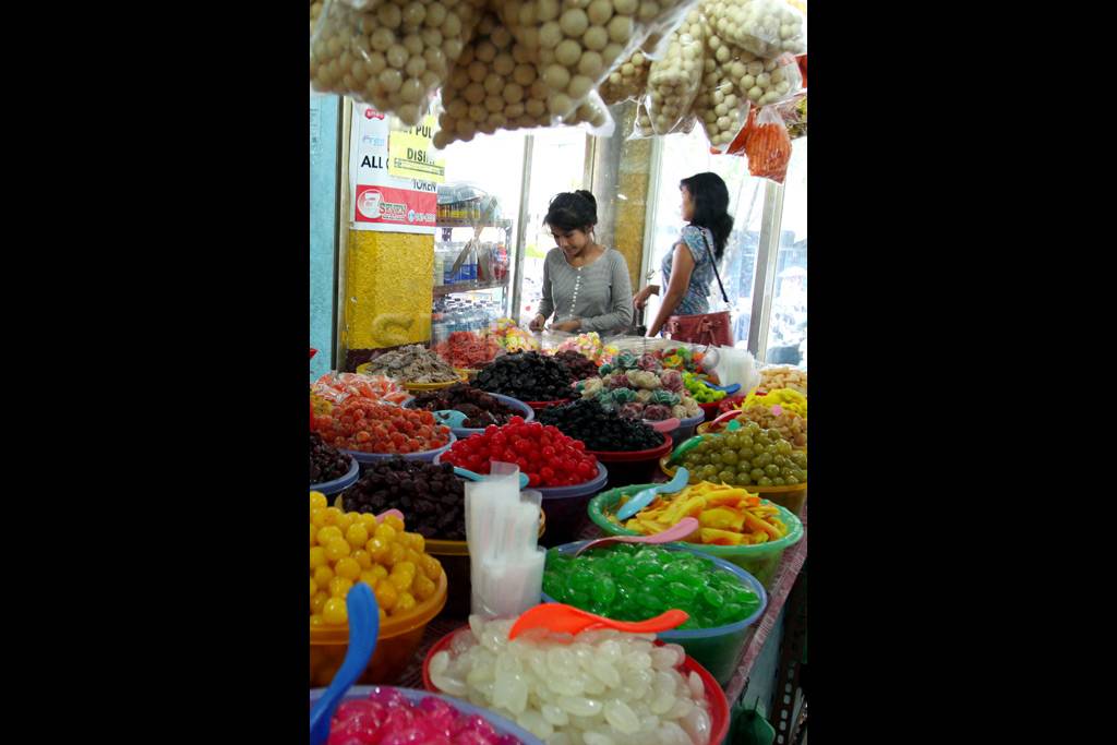 Warna warni manisan...