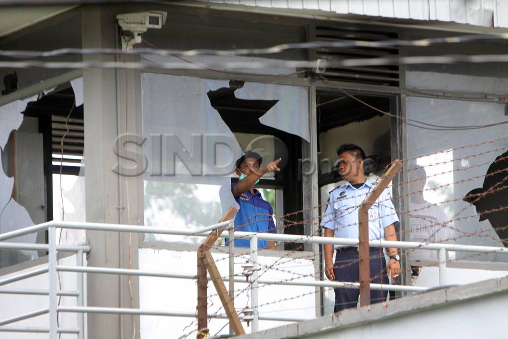 Polisi sebar foto empat...