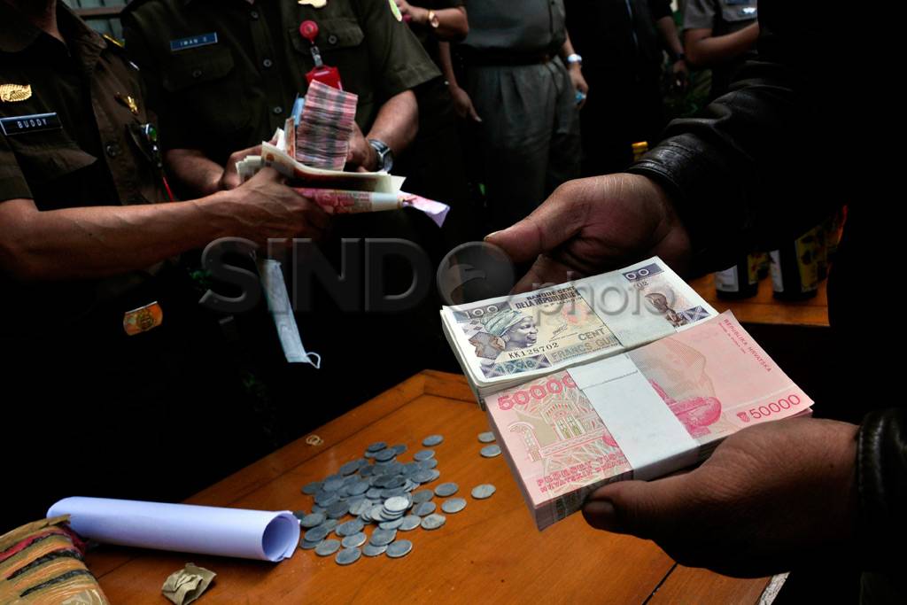 Pemusnahan Miras dan...
