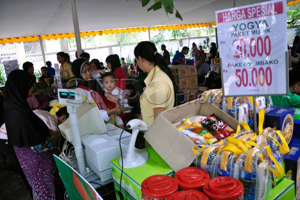 Bazar ramadan, warga...