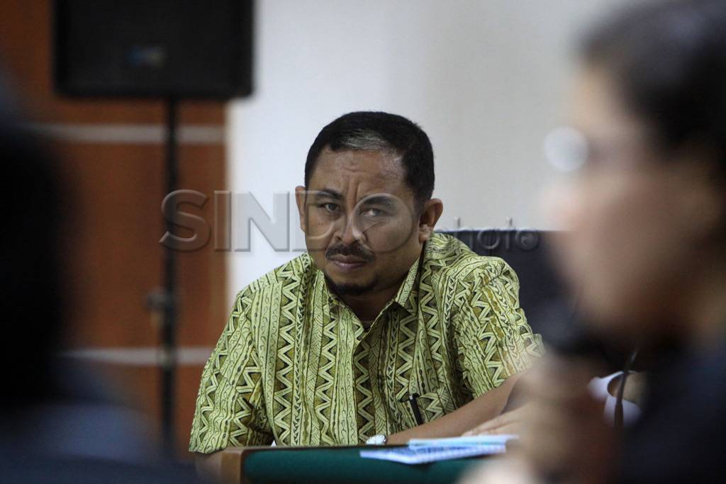 Sidang pemeriksaan saksi,...