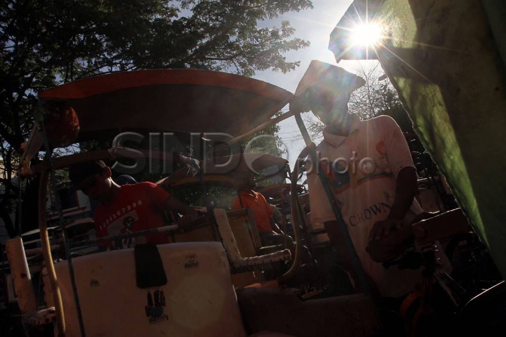 Ribuan tukang becak...