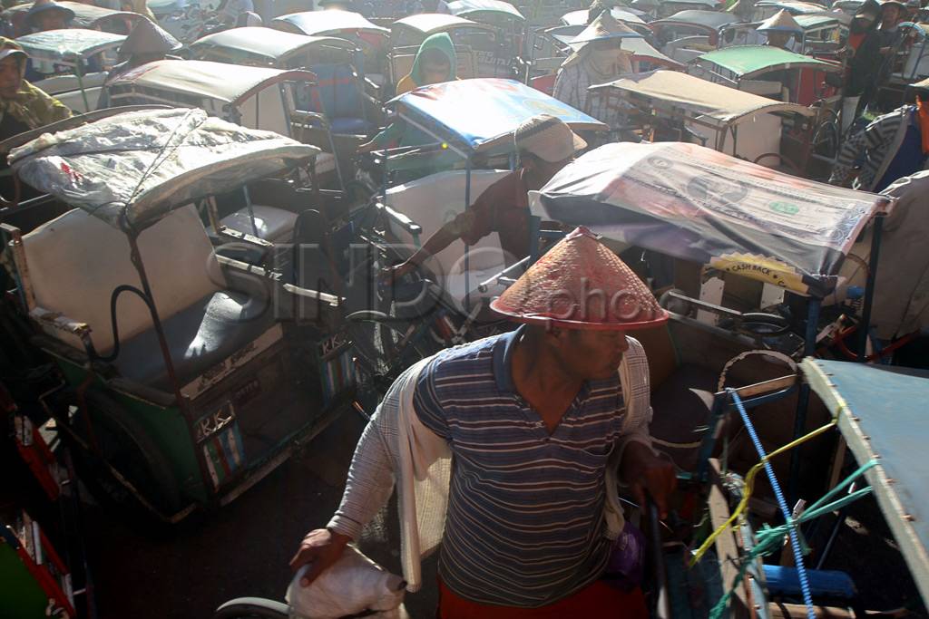 Ribuan tukang becak...