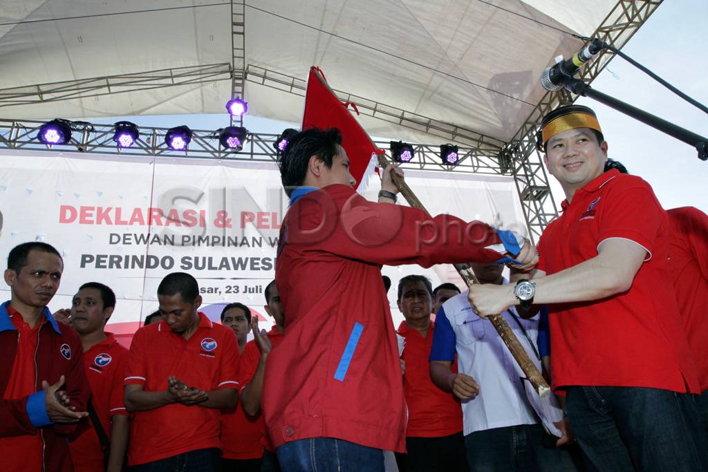 Hary Tanoesoedibjo temui...