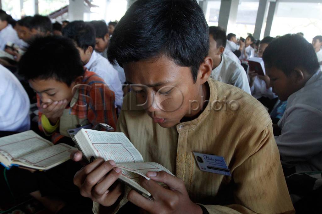Anak yatim piatu khatam...