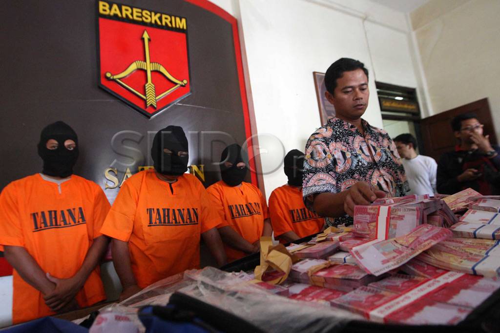 Warga Jogja tertipu,...