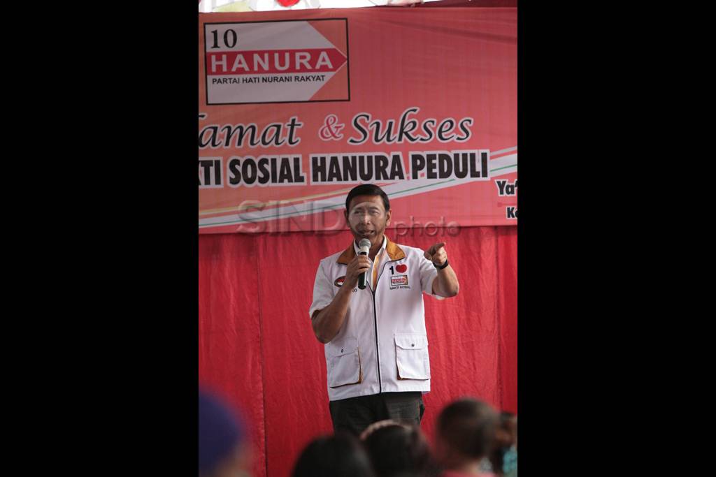 Ketum Hanura Wiranto...
