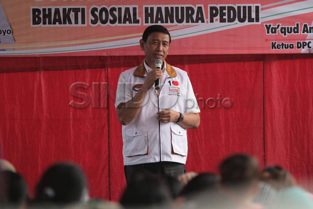 Ketum Hanura Wiranto...