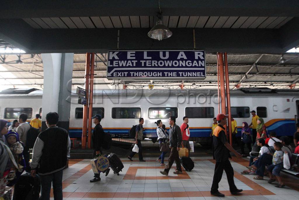 Pemudik tujuan Yogya...