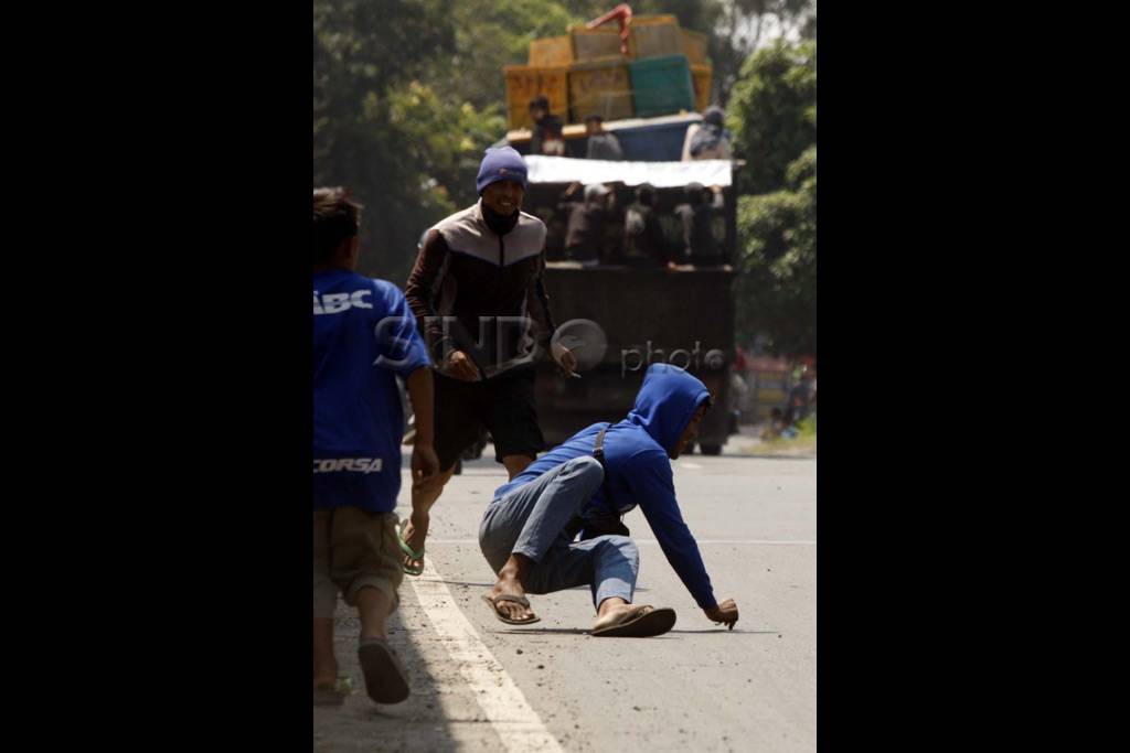 Aksi pemungut uang di...