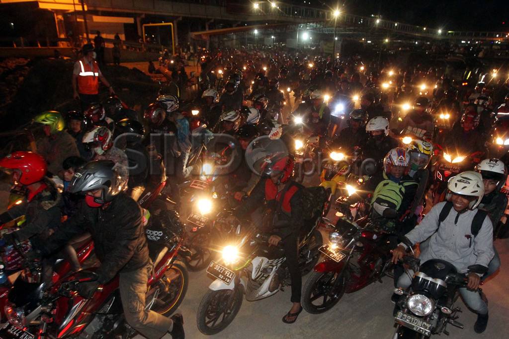 Ribuan pemudik motor...