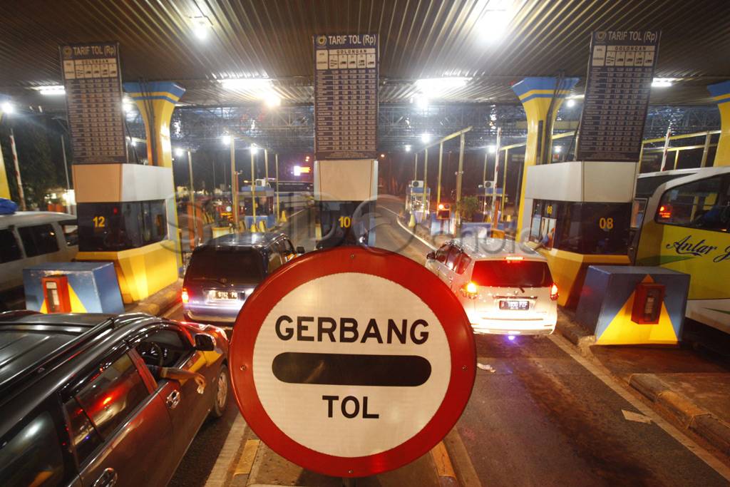 Gerbang tol Cikopo lengang...