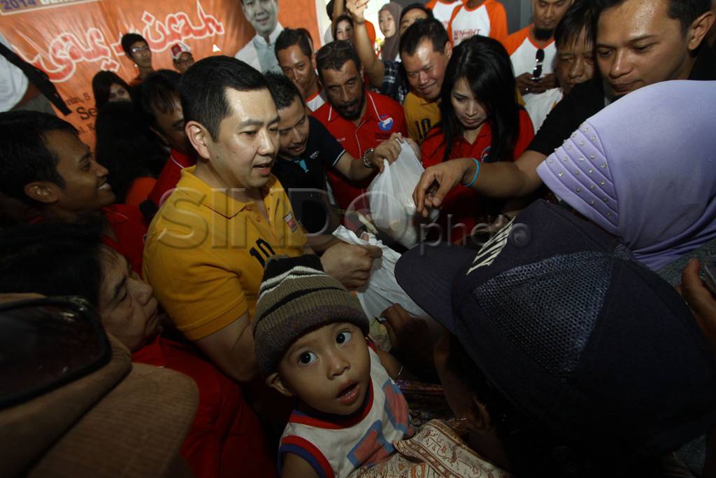 HT kunjungi warga pesisir...