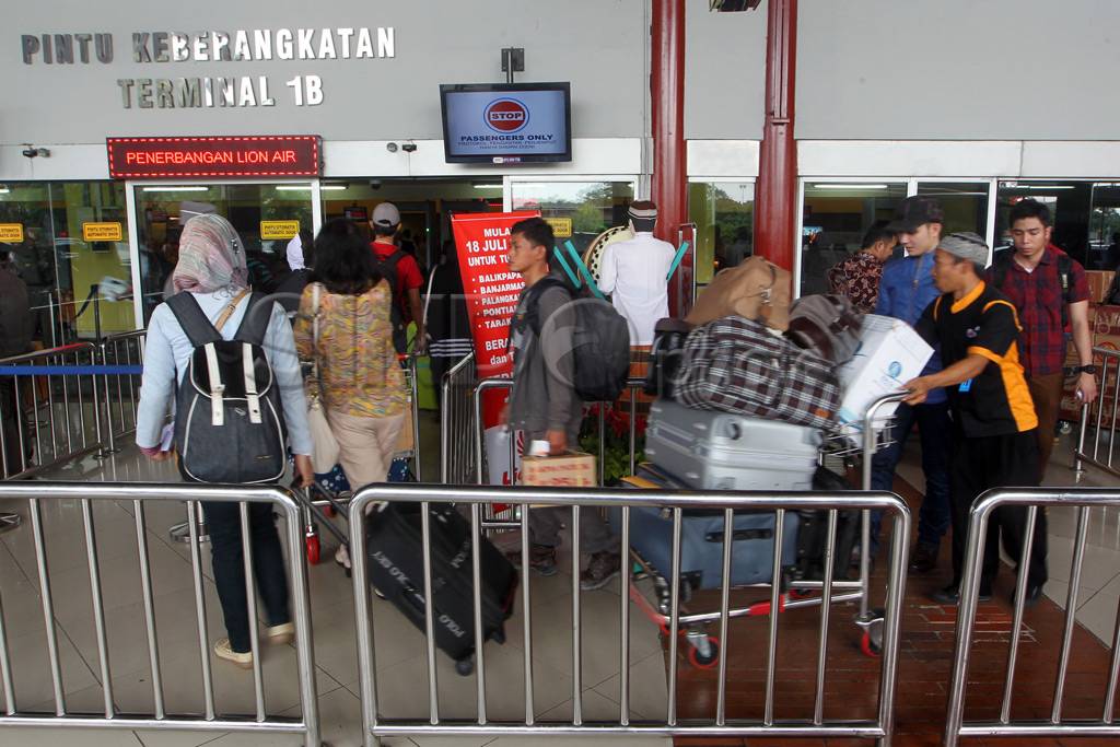 H-3 bandara Soekarno-Hatta...