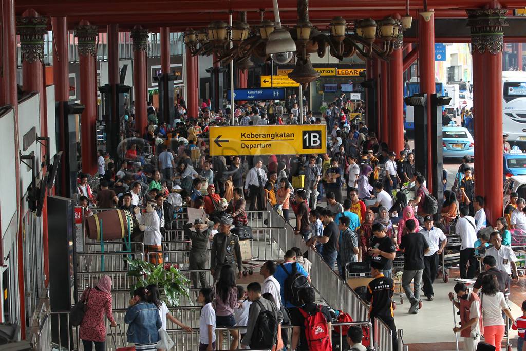 H-3 bandara Soekarno-Hatta...