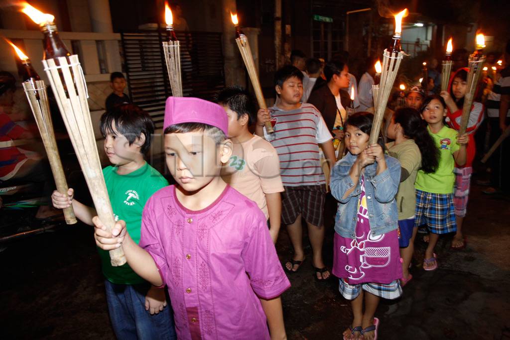 Pawai obor di Matraman