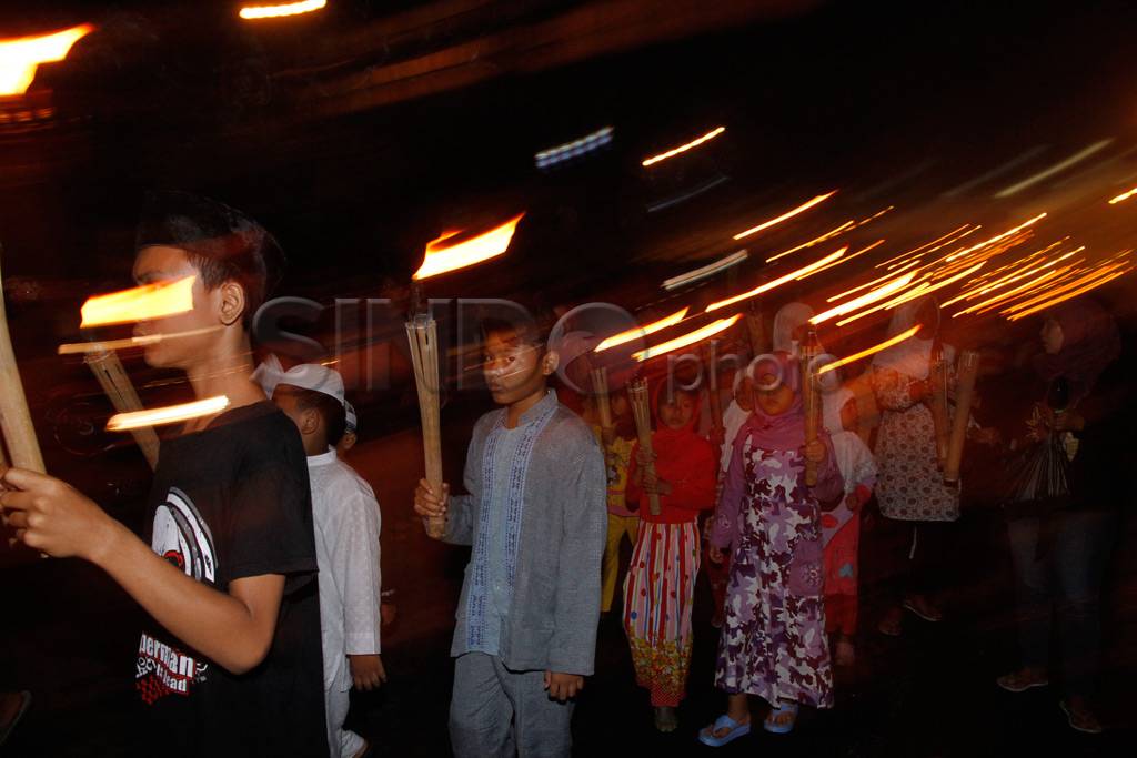 Pawai obor di Matraman