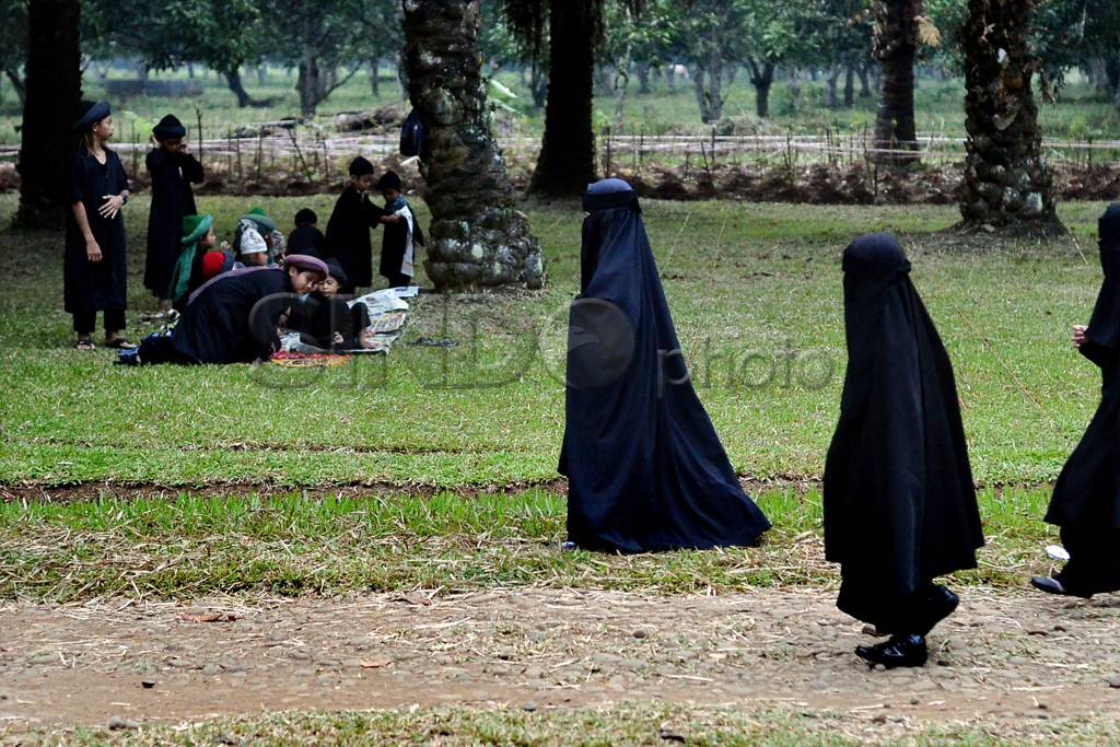 Jamaah An-Nadzir rayakan...