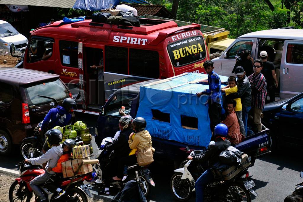 Lingkar Gentong macet...