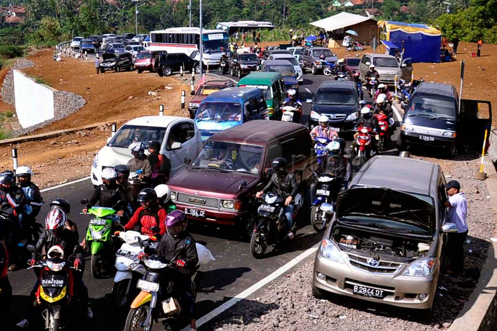 Lingkar Gentong macet...