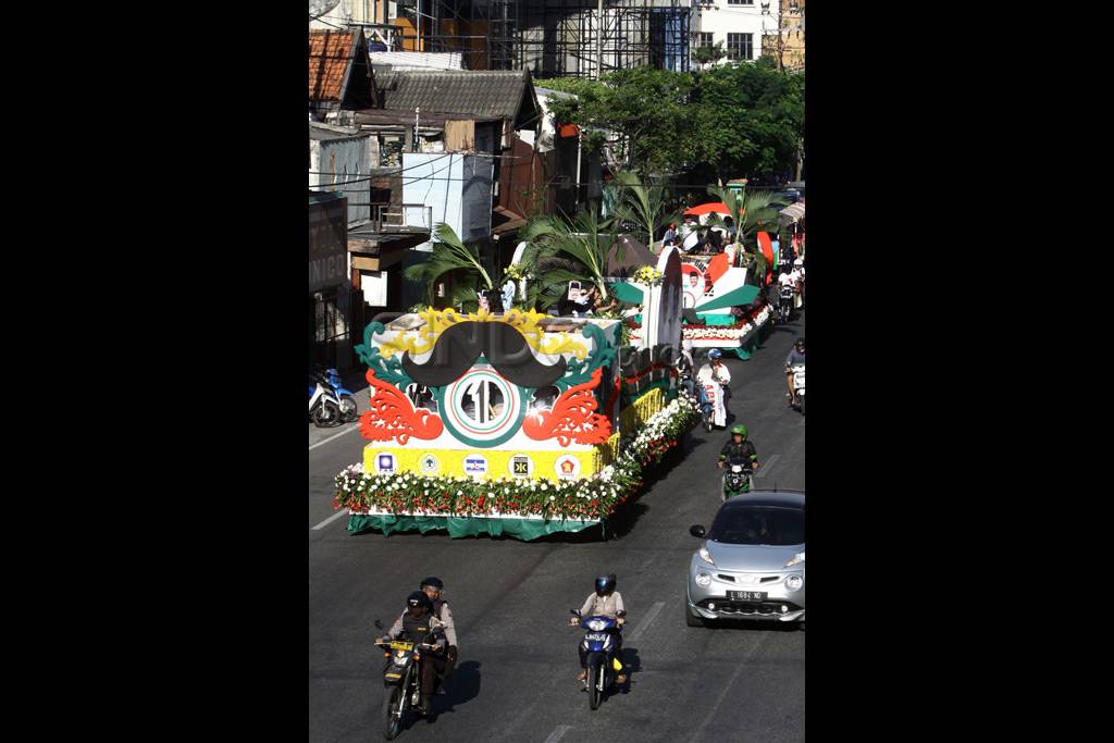 Pawai bersama cagub...