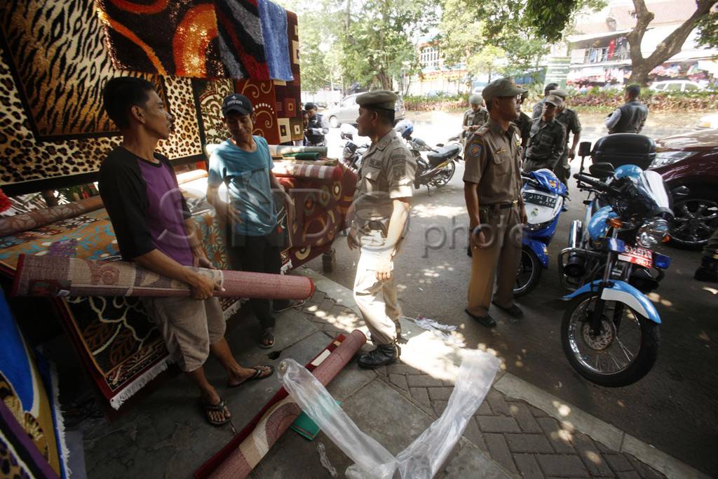 Setelah Tanah Abang,...
