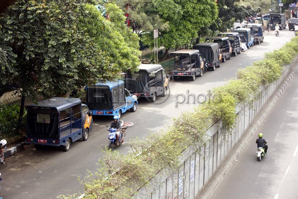Pasar Minggu lancar...