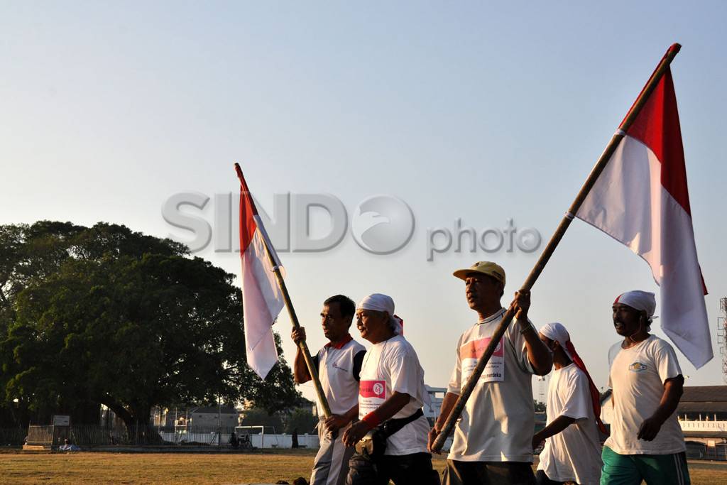HUT RI, Kakek 70 tahun...