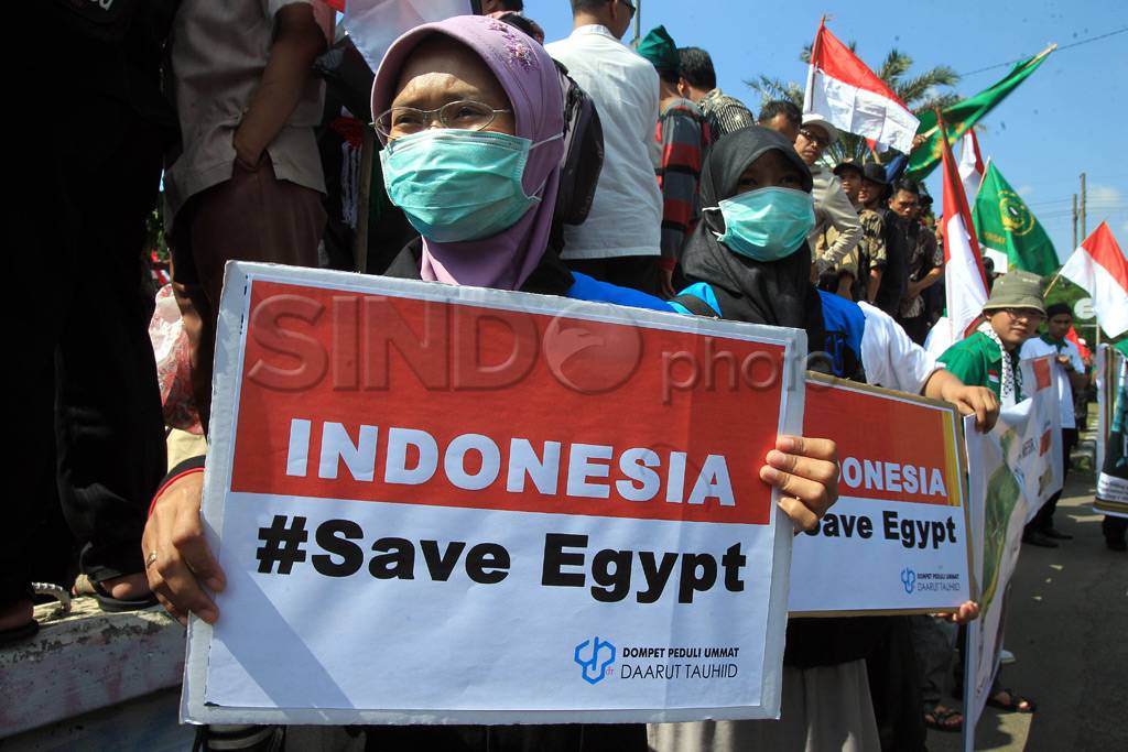 Aksi solidaritas untuk...