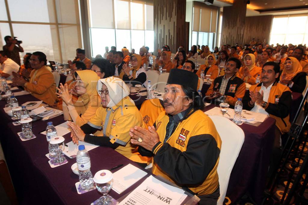 HT berikan arahan kepada...