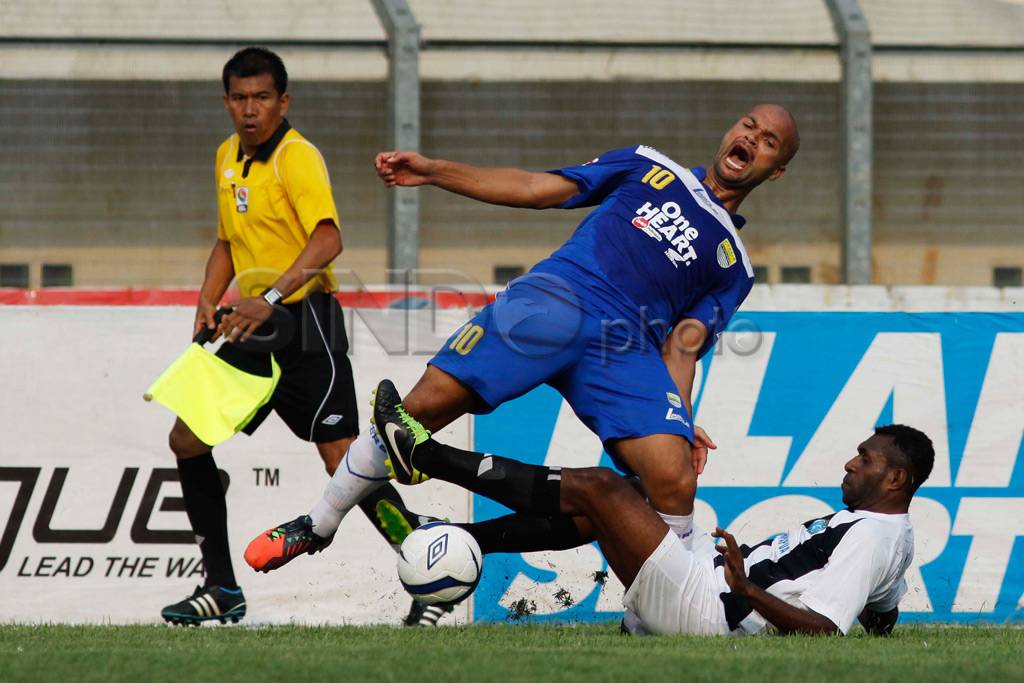 Persib tundukkan tamunya...