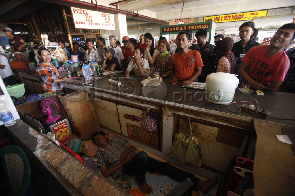 Jokowi sidak Blok G...