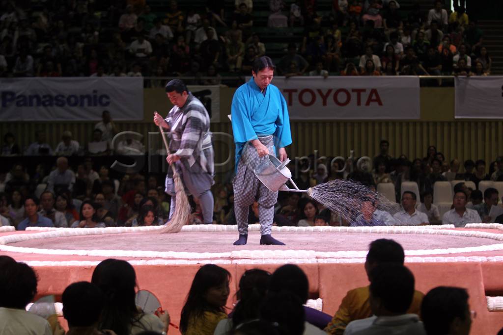 Olahraga tradisional...