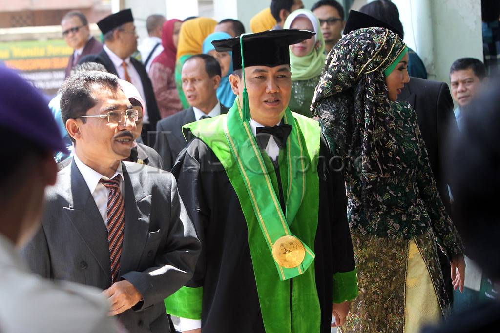 Menteri PDT terima gelar...