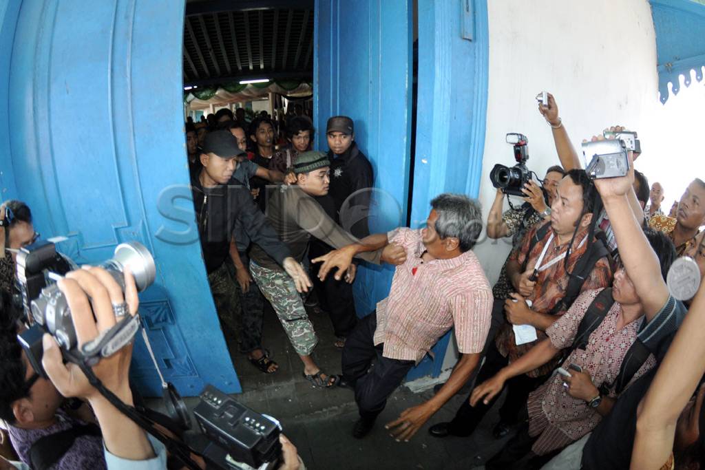 Kemelut Keraton Surakarta...
