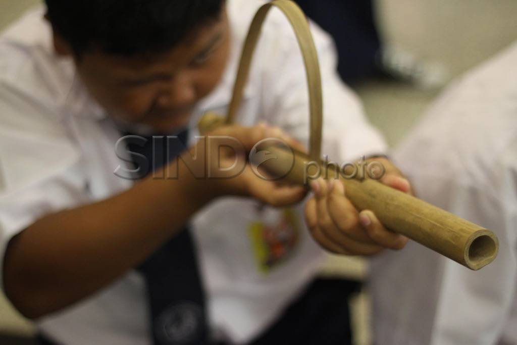 Kenalkan permainan tradisional...