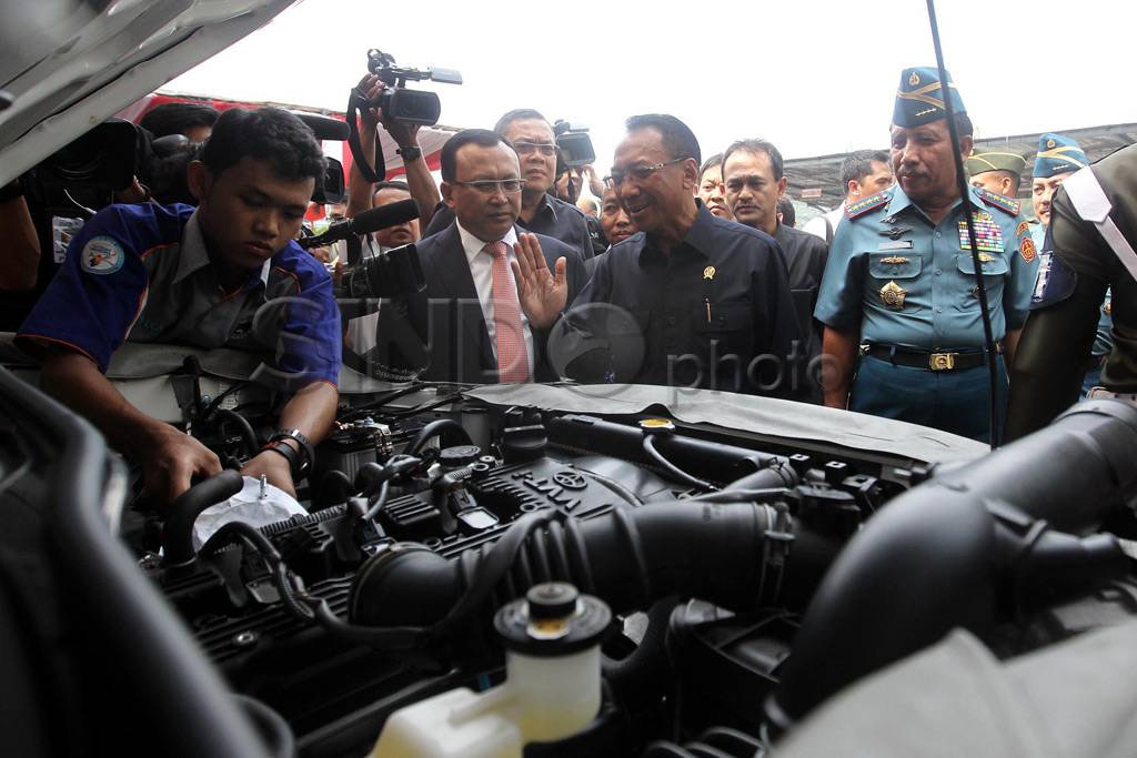 Kendaraan operasional...