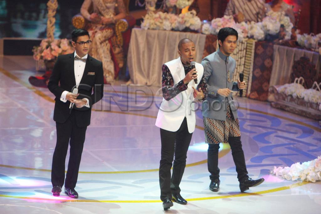 Miss Indonesia tampil...
