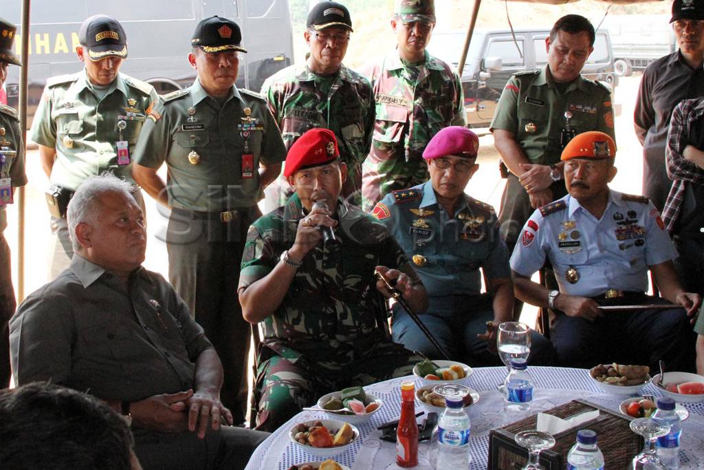 Menhan tinjau kesiapan...