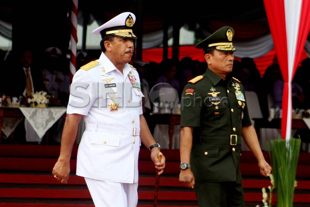 Serah terima jabatan...