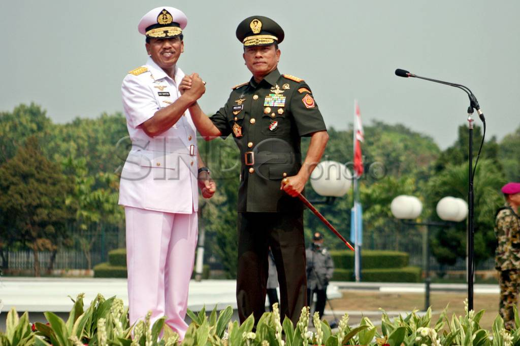 Serah terima jabatan...