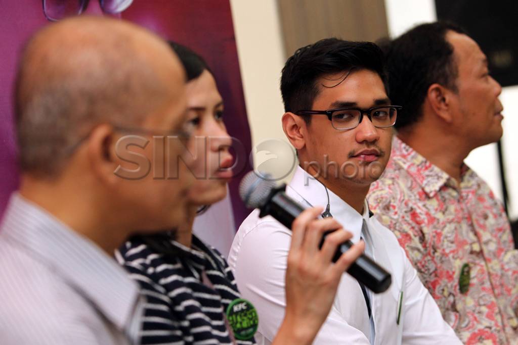 Afgan raih multi platinum...