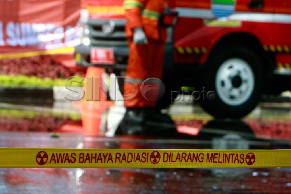 Kendaraan pengangkut...