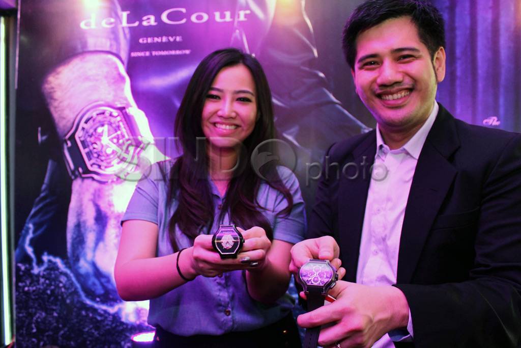Jam tangan premium deLaCour...