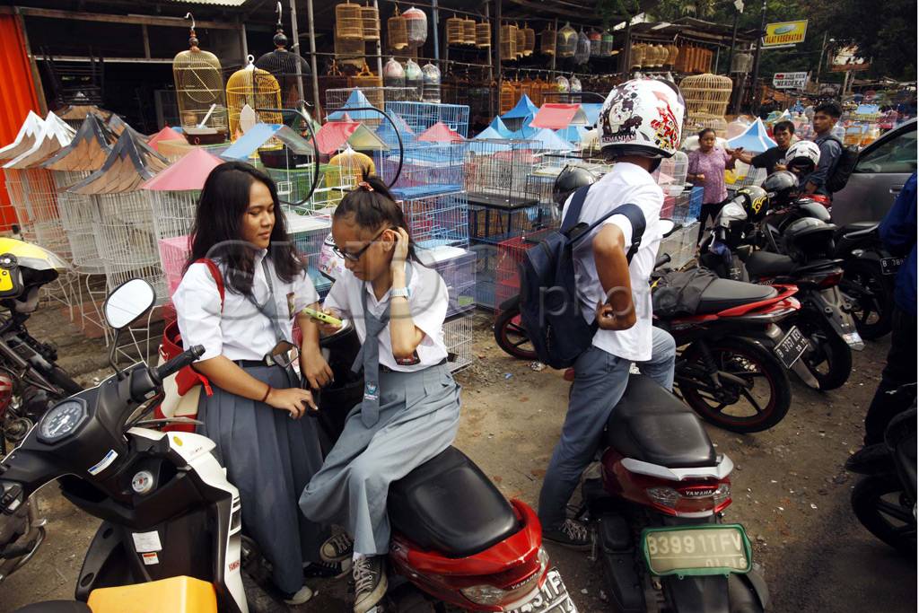 Polisi razia pengendara...