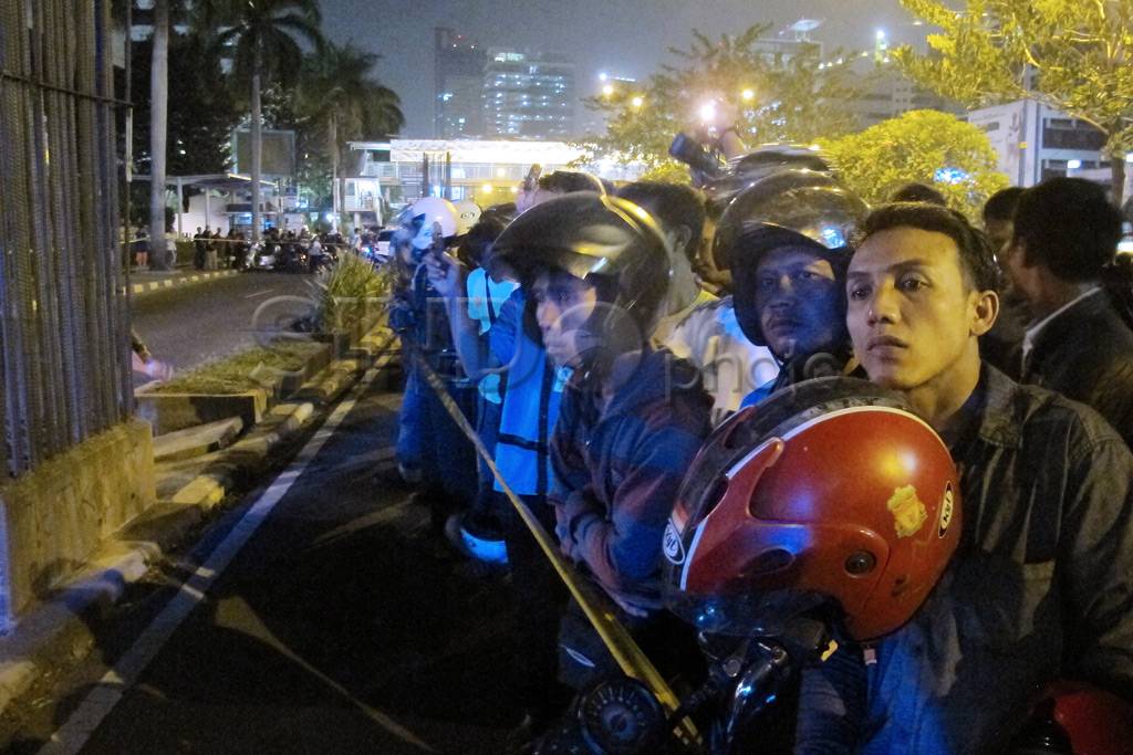 Polisi ditembak di depan...